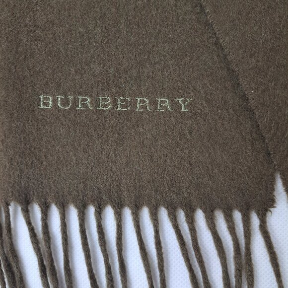 BURBERRY London Solid Knit 100% Cashmere Embroidered Brown Rectangle SCARF - Picture 4 of 8